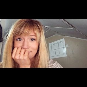 Meet your Posher, Jade